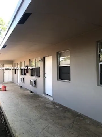 for sale at 1204 NE 5th Ave, Fort Lauderdale FL 33304