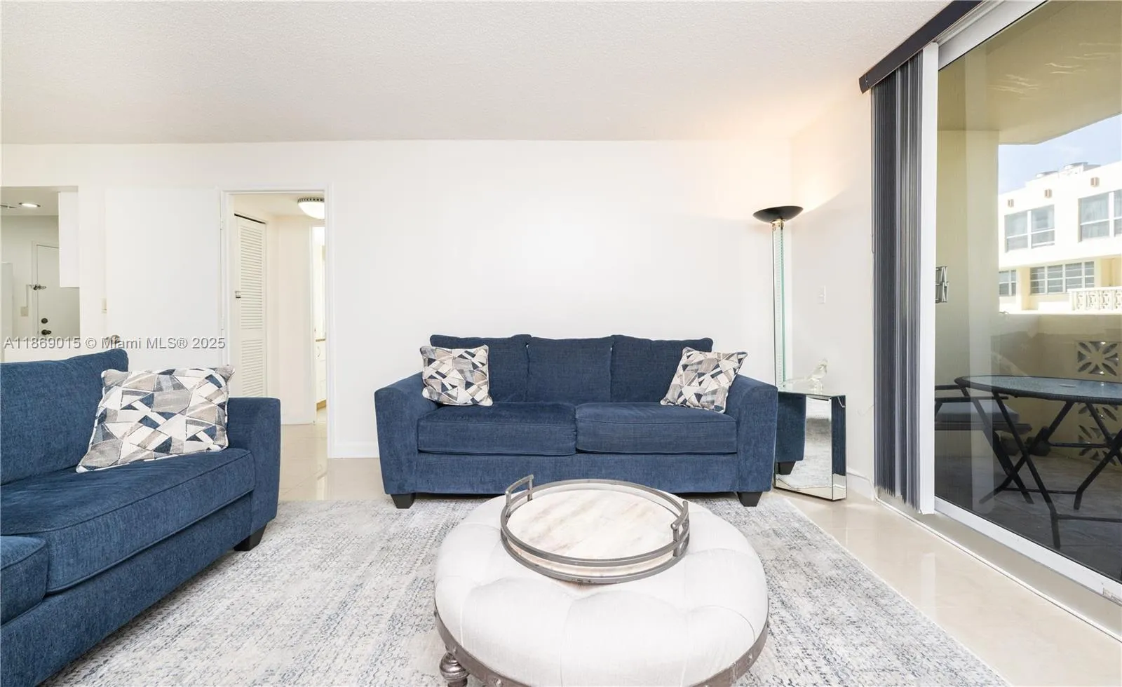 1833 S Ocean Dr # 1007, Hallandale Beach FL 33009