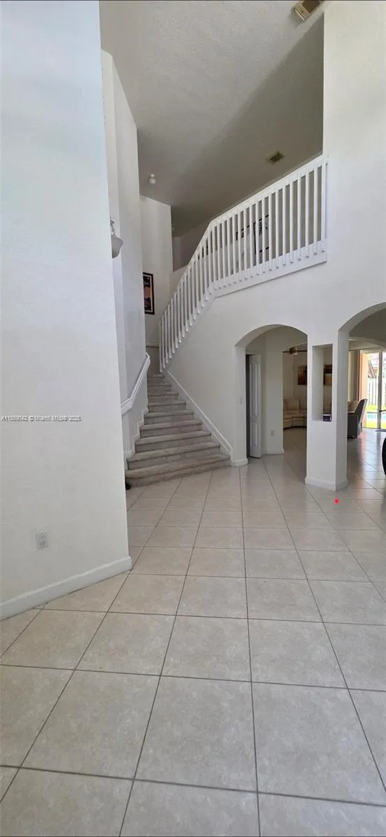 16448 SW 67th Ter, Miami FL 33193