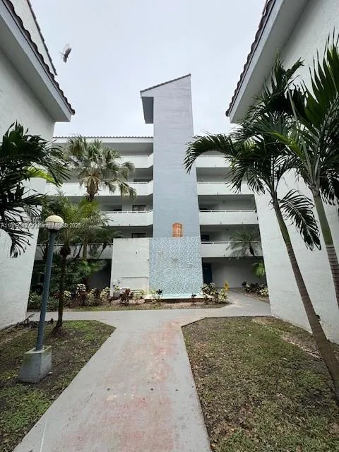 1 bedroom 1 bath for sale at 8335 SW 152nd Ave, Miami FL 33193