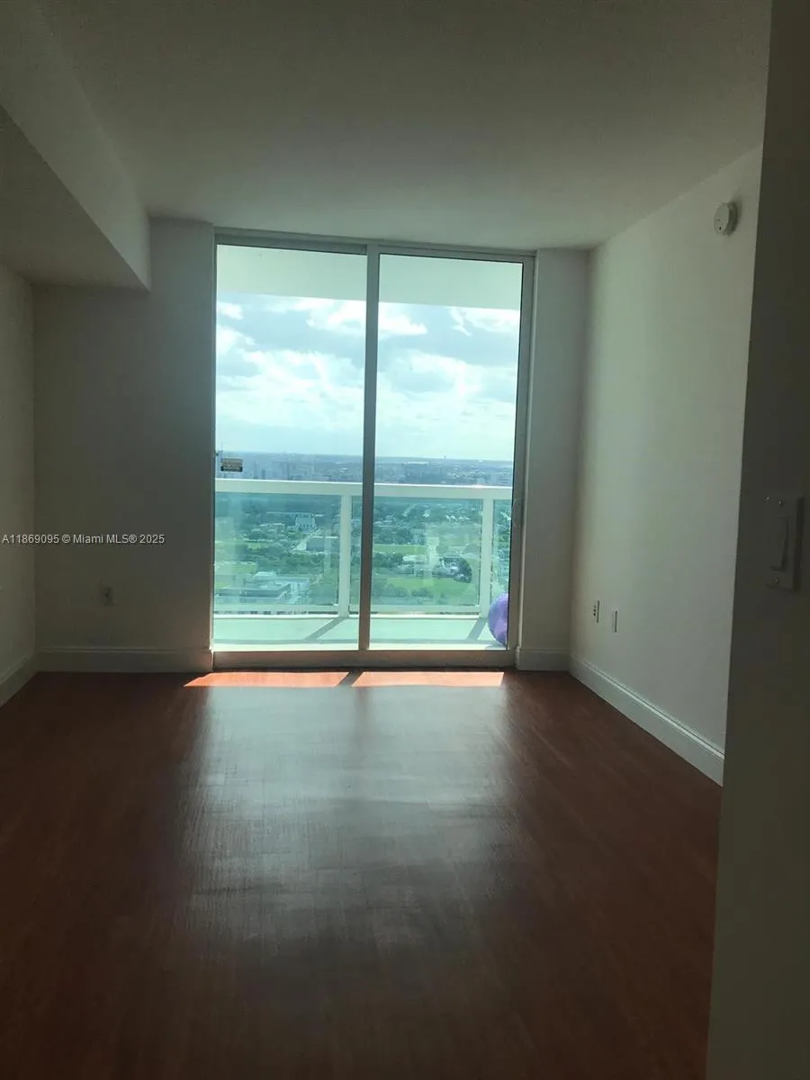 1800 N Bayshore Dr # 3910, Miami FL 33132