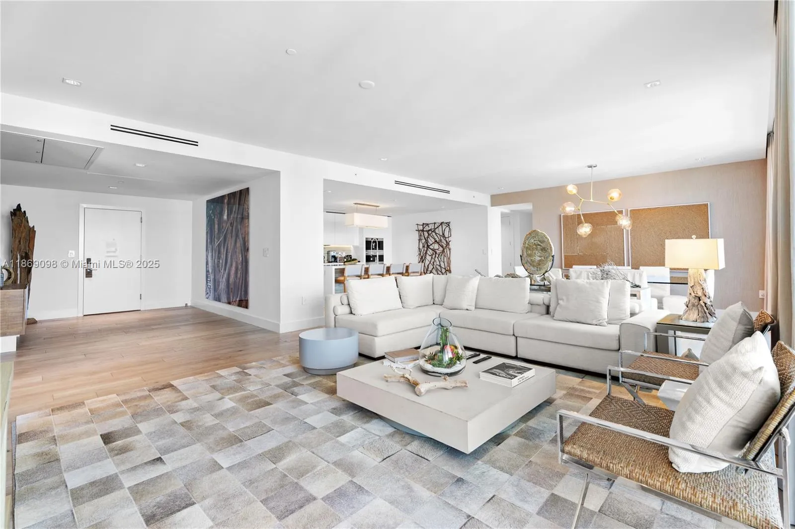 3 bedroom 3 bath for sale at 102 24th St # 1703, Miami Beach FL 33139