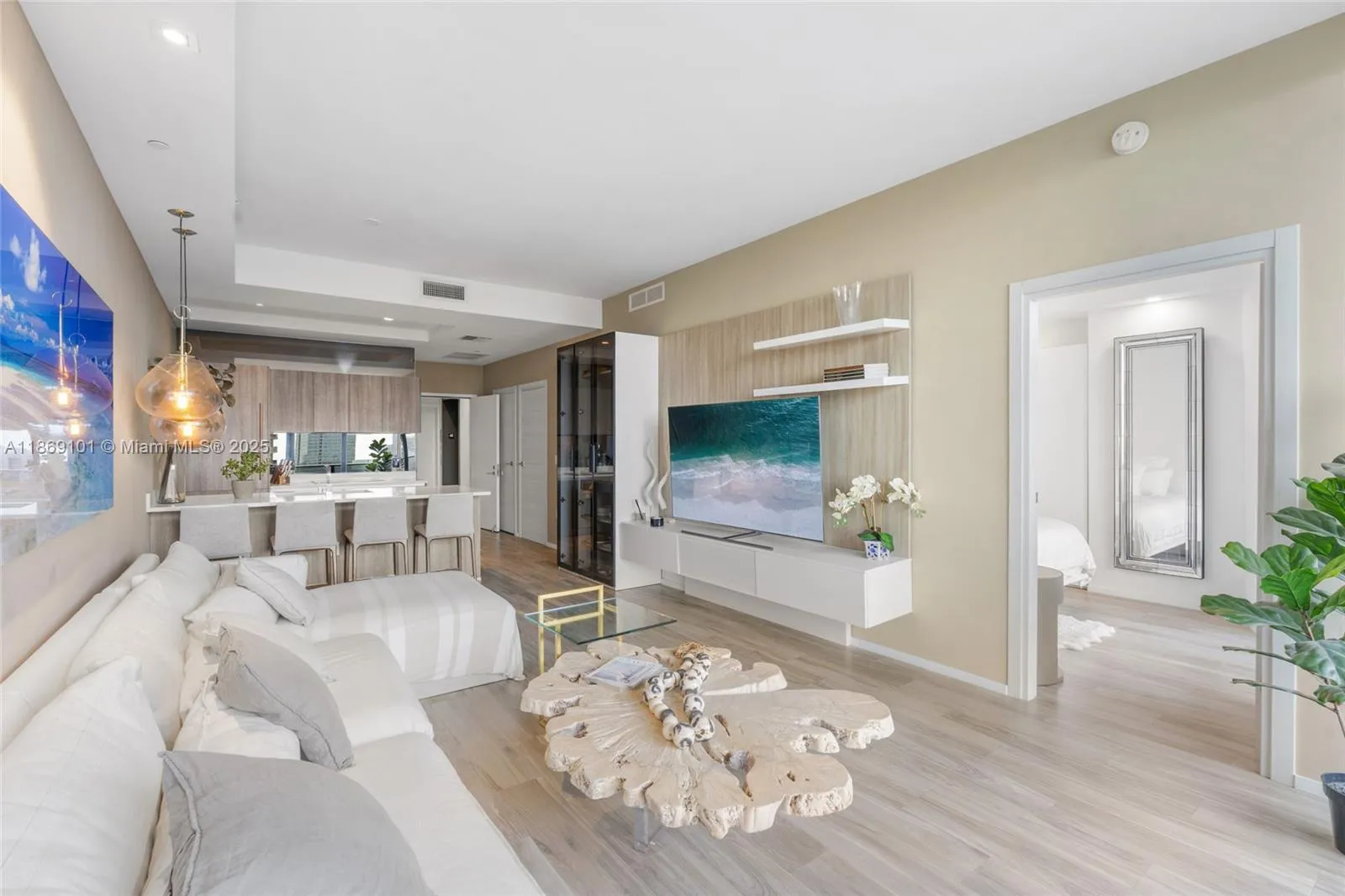 801 S Miami Ave # 4802, Miami FL 33130