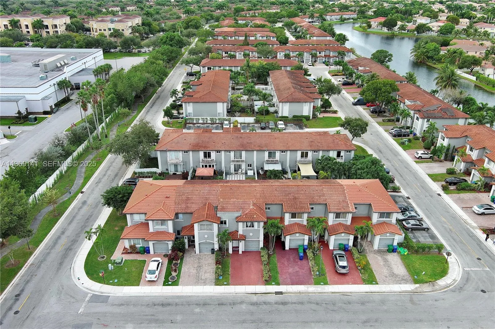 4 bedroom 2 bath for sale at 2872 SW 127th Way, Miramar FL 33027