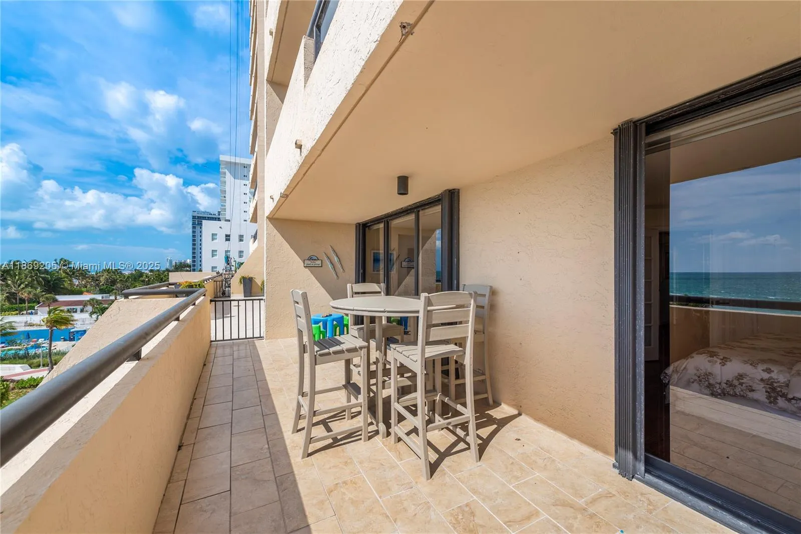 2555 Collins Ave # 607, Miami Beach FL 33140