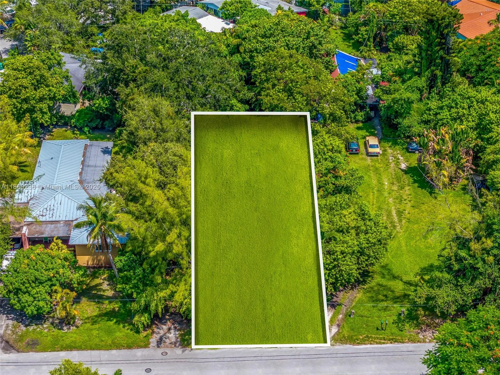 789 NE 83rd St, Miami FL 33138