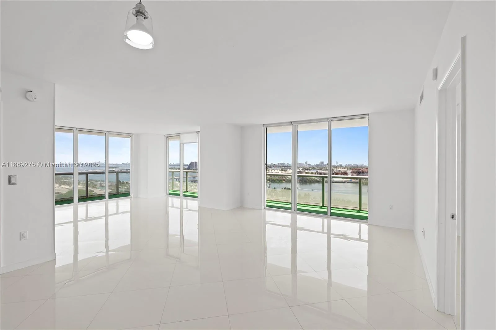 50 Biscayne Blvd # 1902, Miami FL 33132