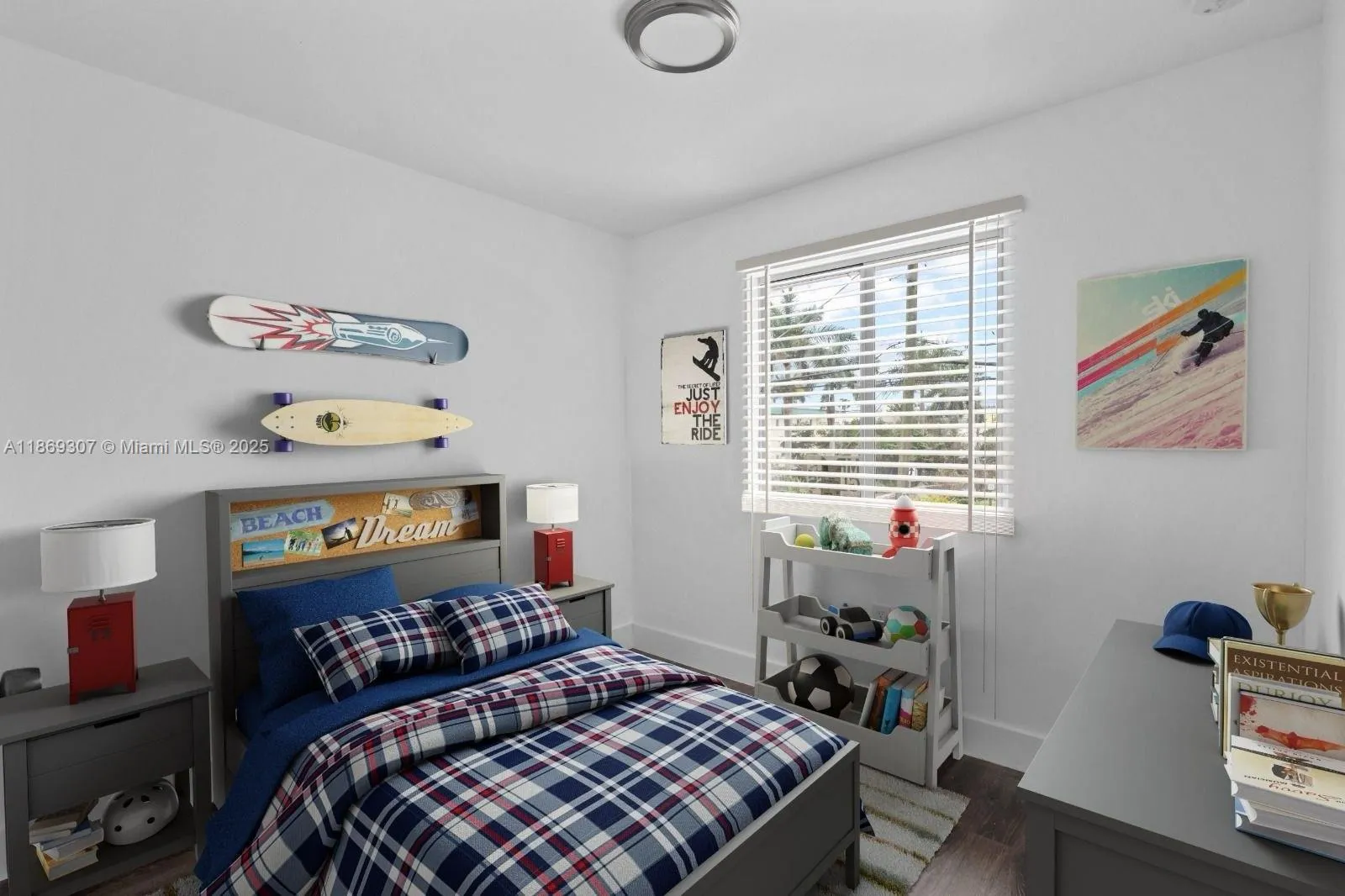 2770 NW 44 St, Miami FL 33142