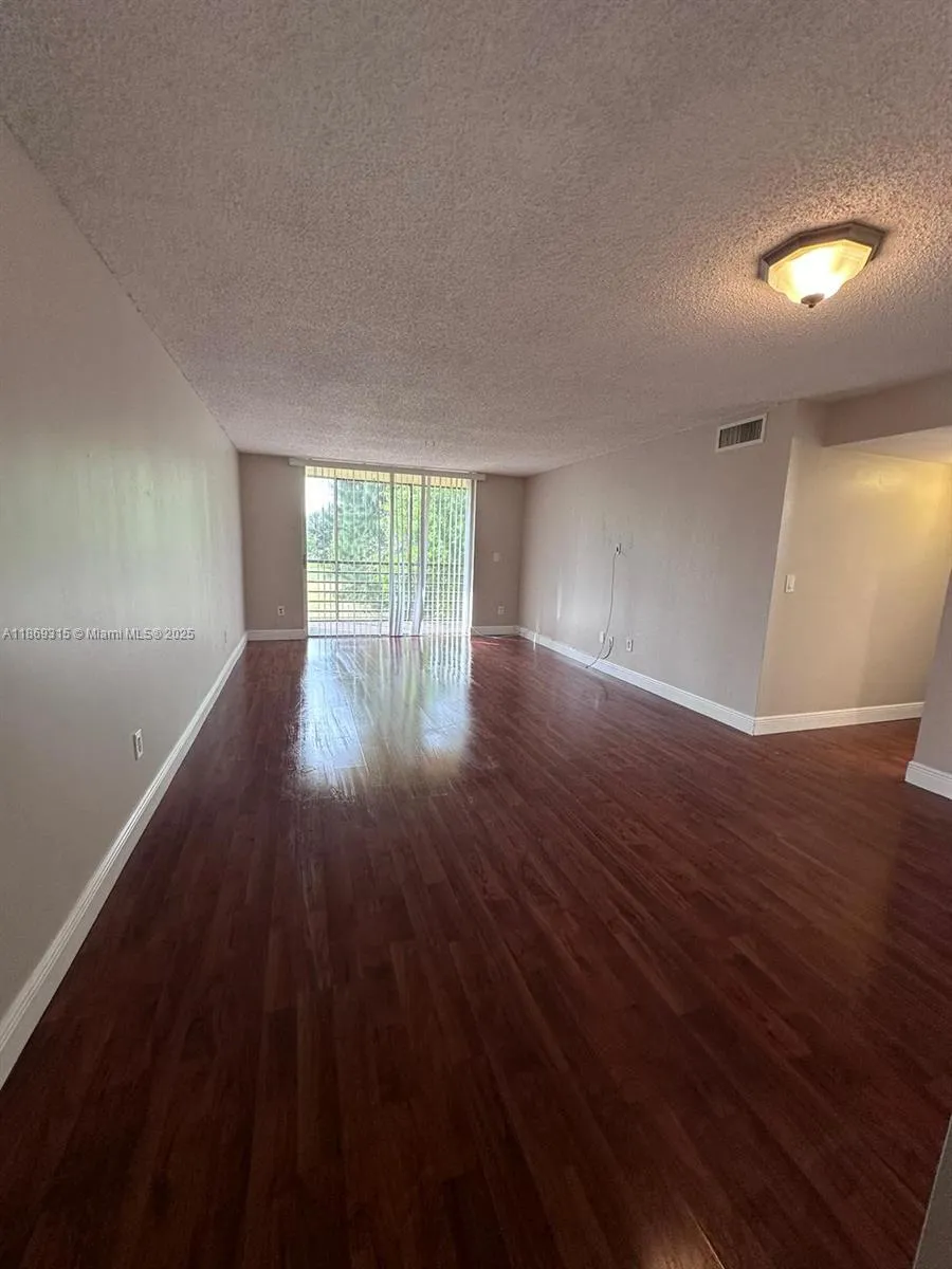 3390 Foxcroft Rd # C212, Miramar FL 33025