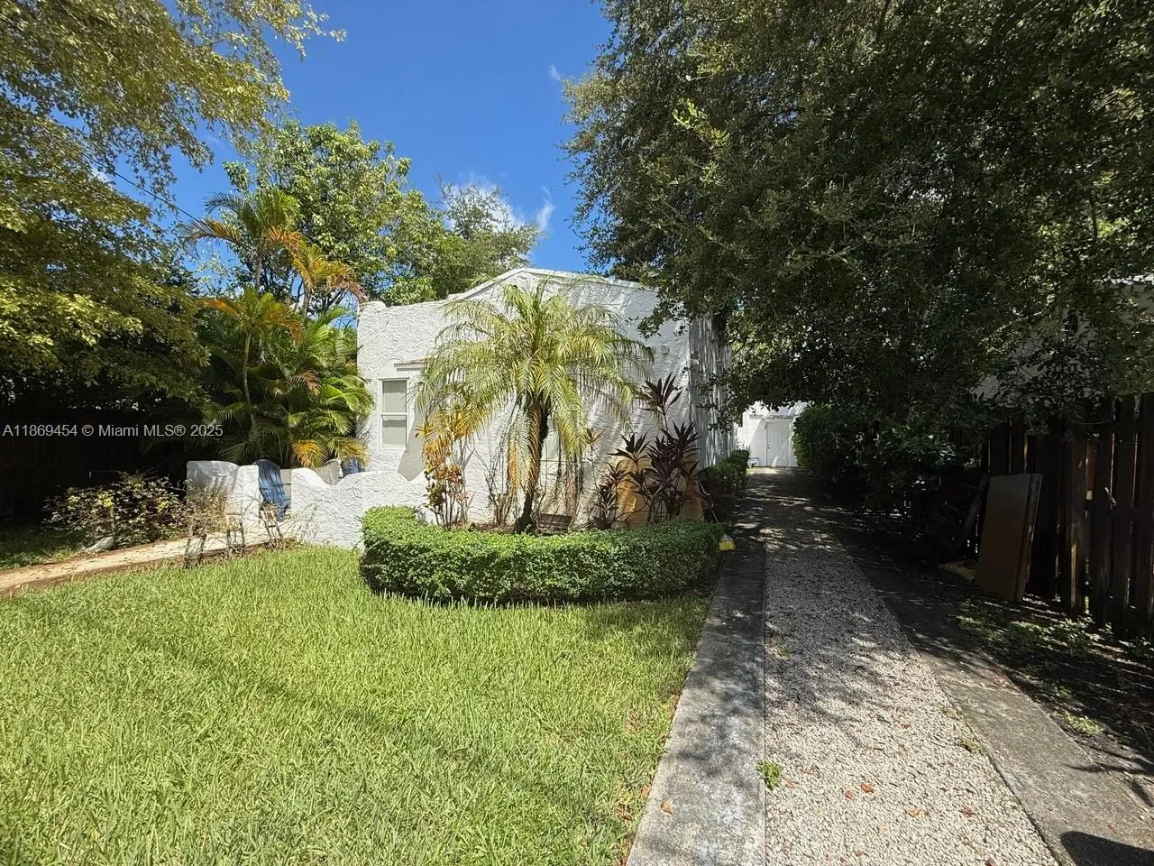 247 NW 58th St, Miami FL 33127