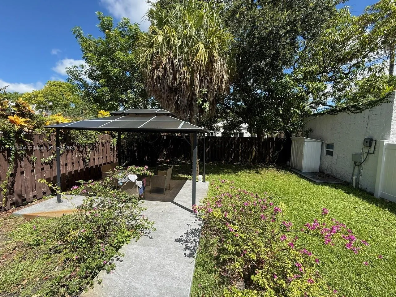 247 NW 58th St, Miami FL 33127