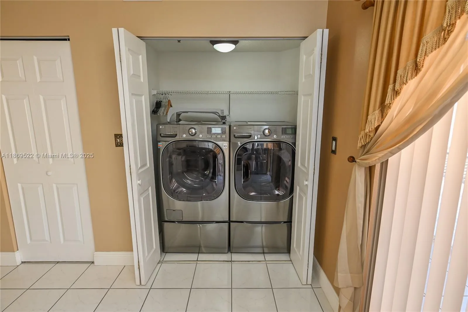 8390 NW 103rd St # 205H, Hialeah Gardens FL 33016
