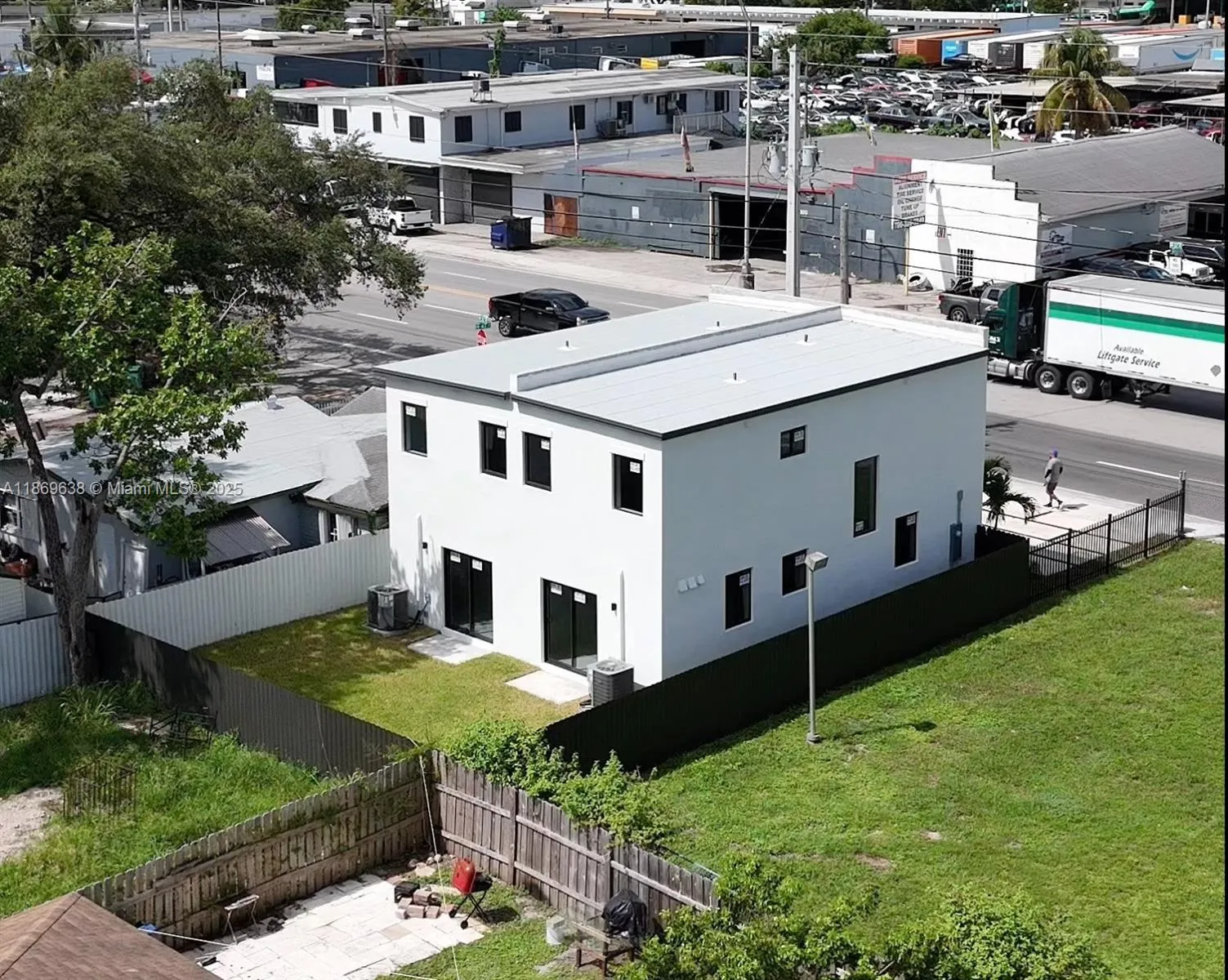 4313 NW 32nd Ave, Miami FL 33142