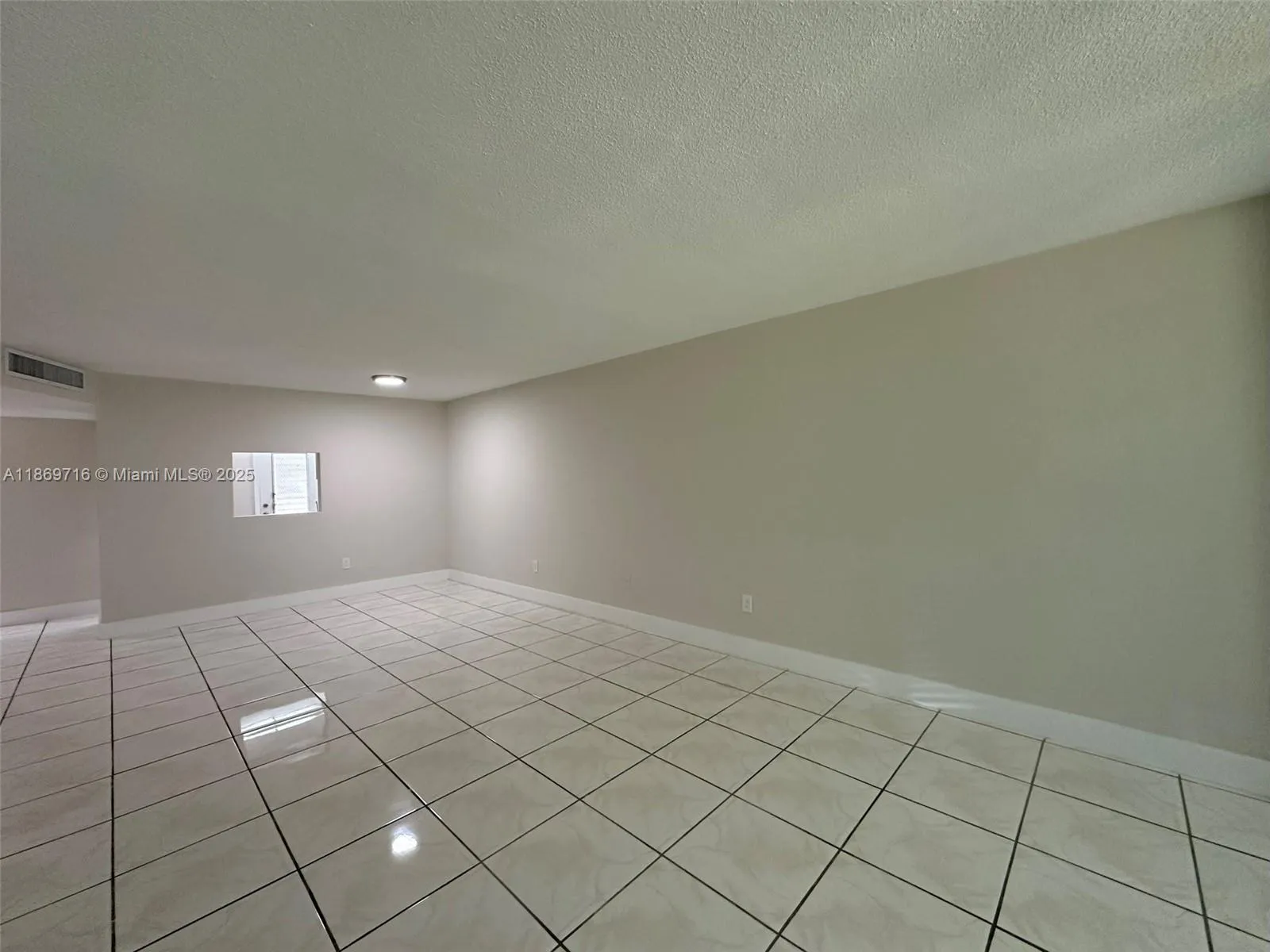 1501 NE 191st St # C108, Miami FL 33179