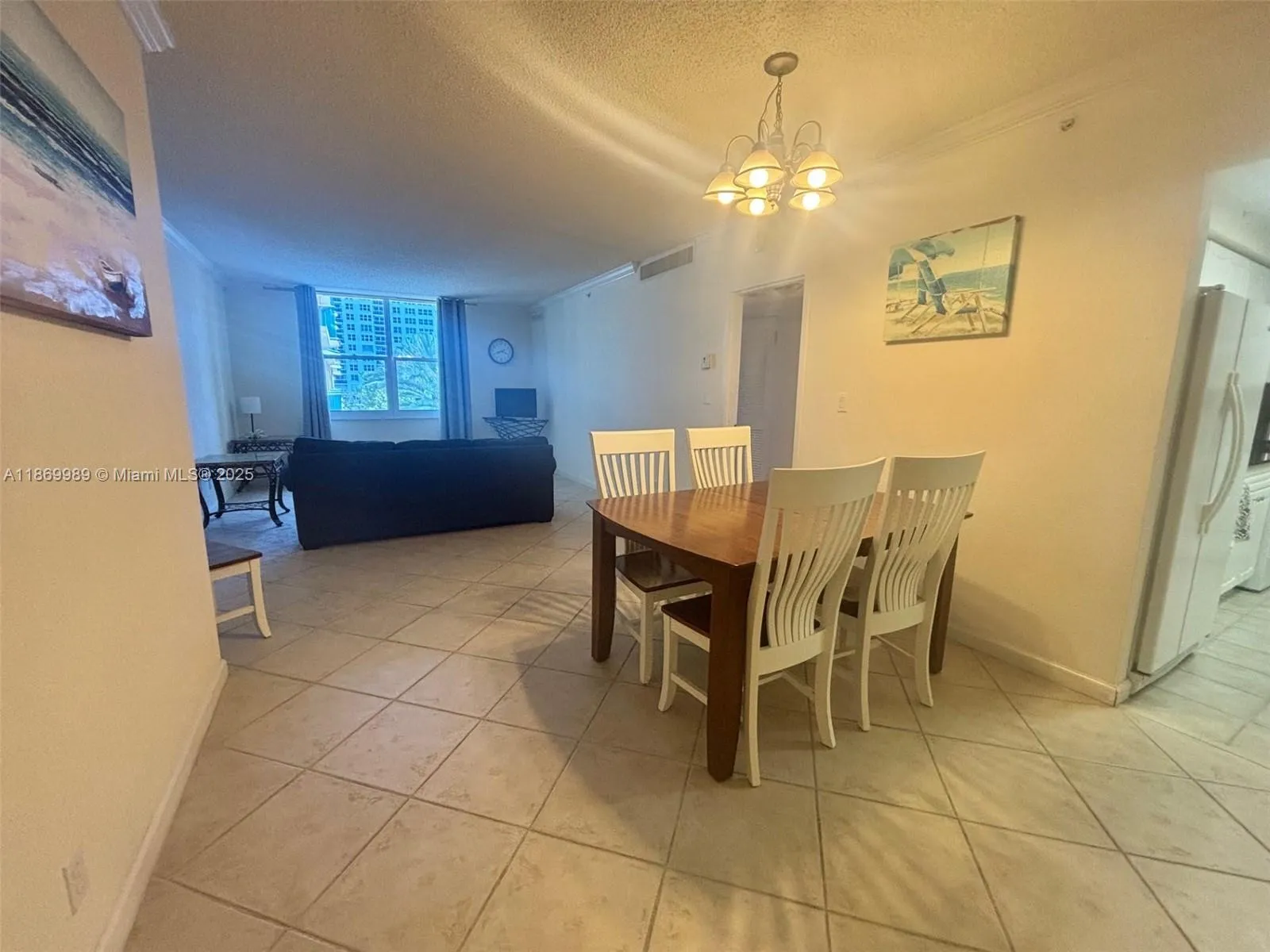 1 bedroom 1 bath for sale at 2501 S Ocean Dr # 433, Hollywood FL 33019