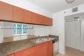 1200 Brickell Bay Dr # 4114, Miami FL 33131