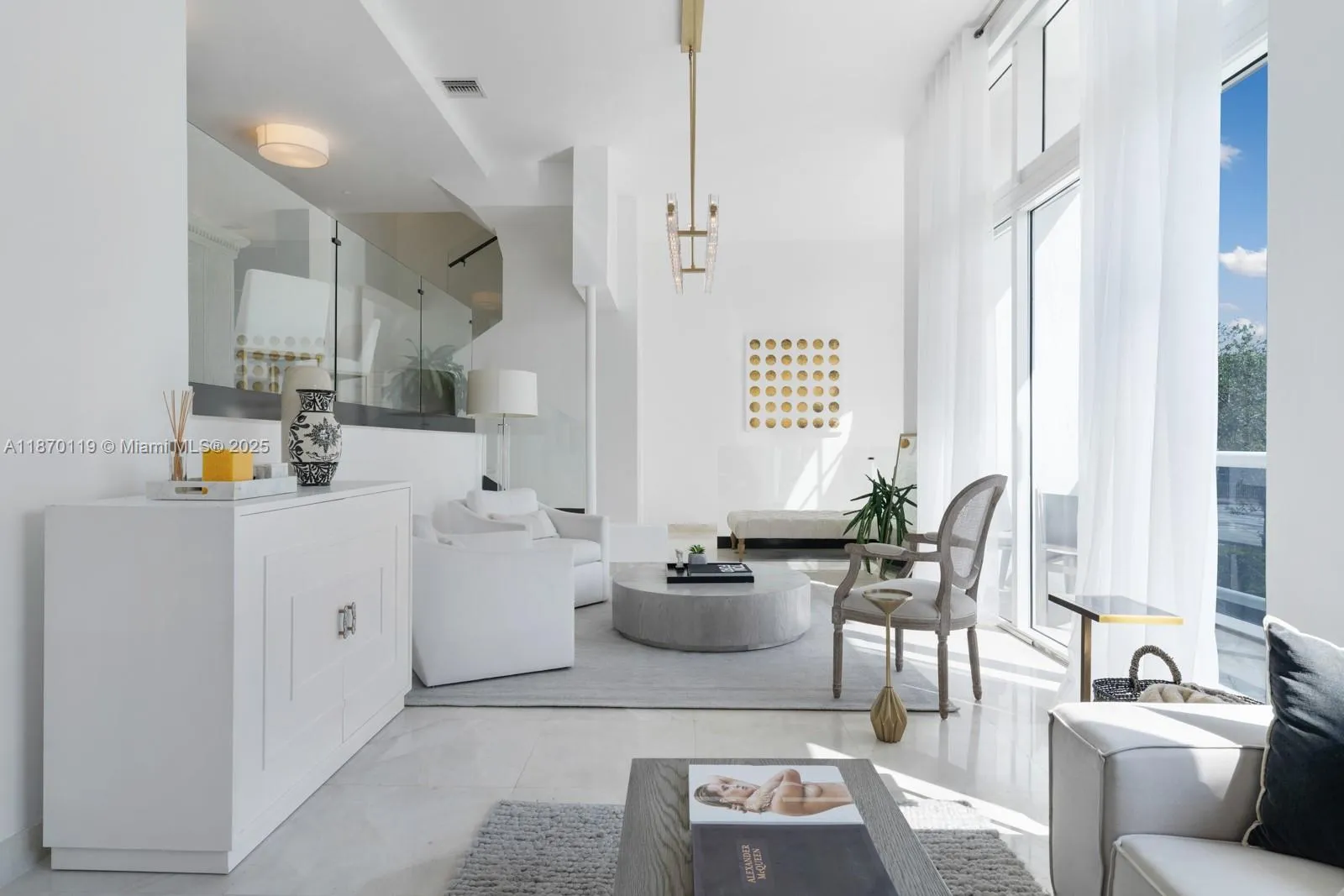 400 Alton Rd # 1A, Miami Beach FL 33139