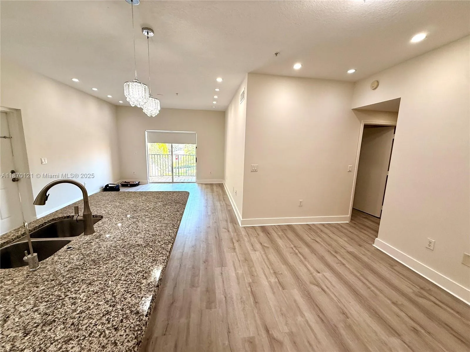7330 NW 114th Ave # 5, Doral FL 33178