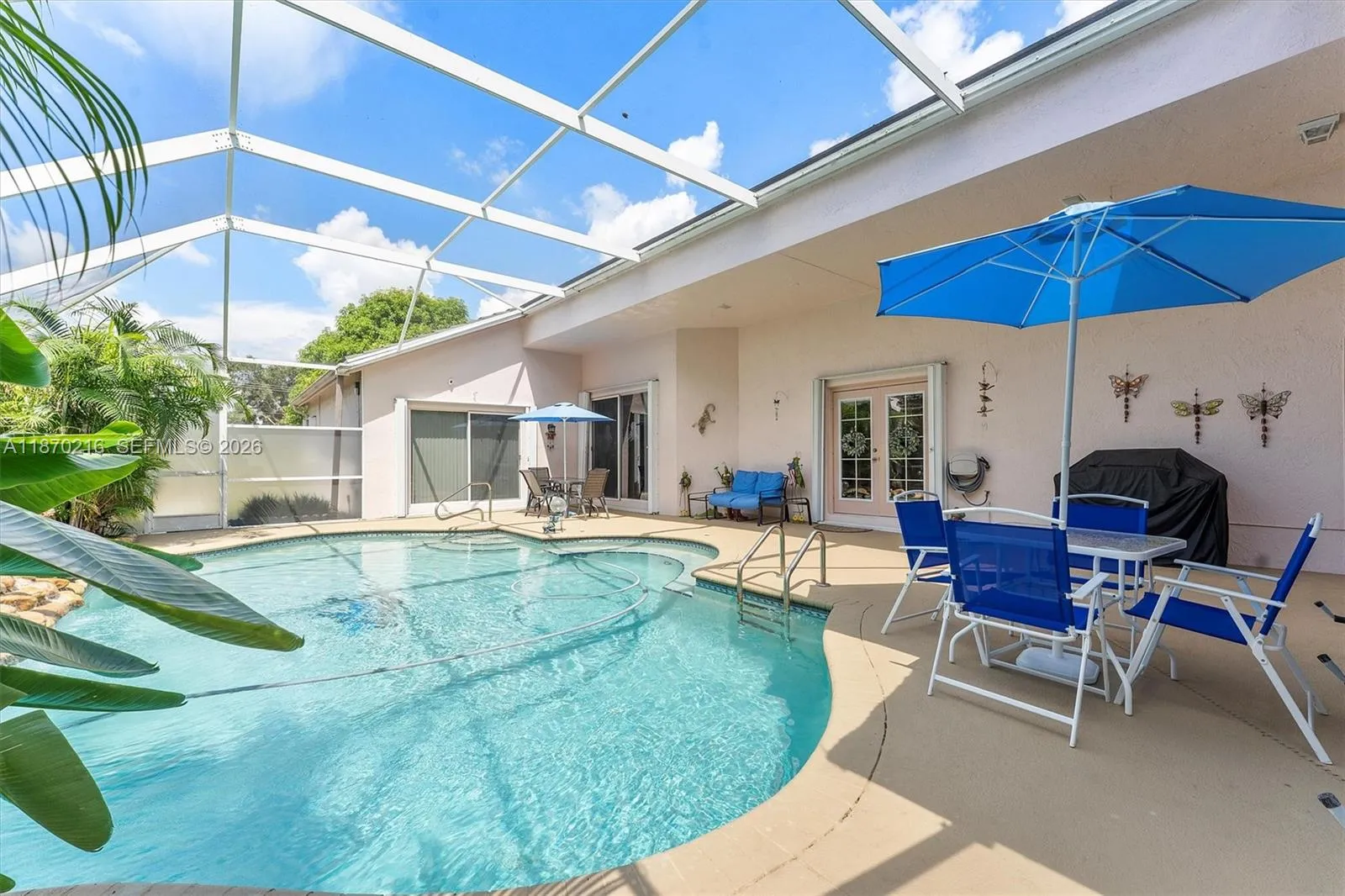 3 bedroom 2 bath for sale at 800 Clearbrook Park Cir, Delray Beach FL 33445