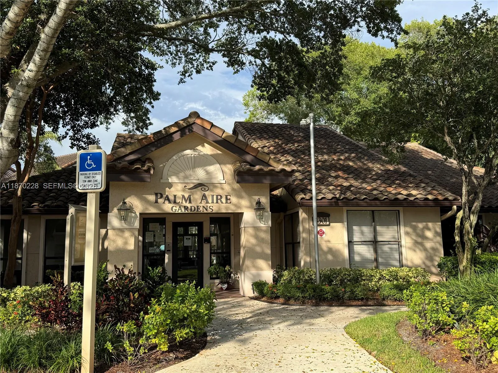 2 bedroom 2 bath for sale at 4341 W McNab Rd # 27, Pompano Beach FL 33069