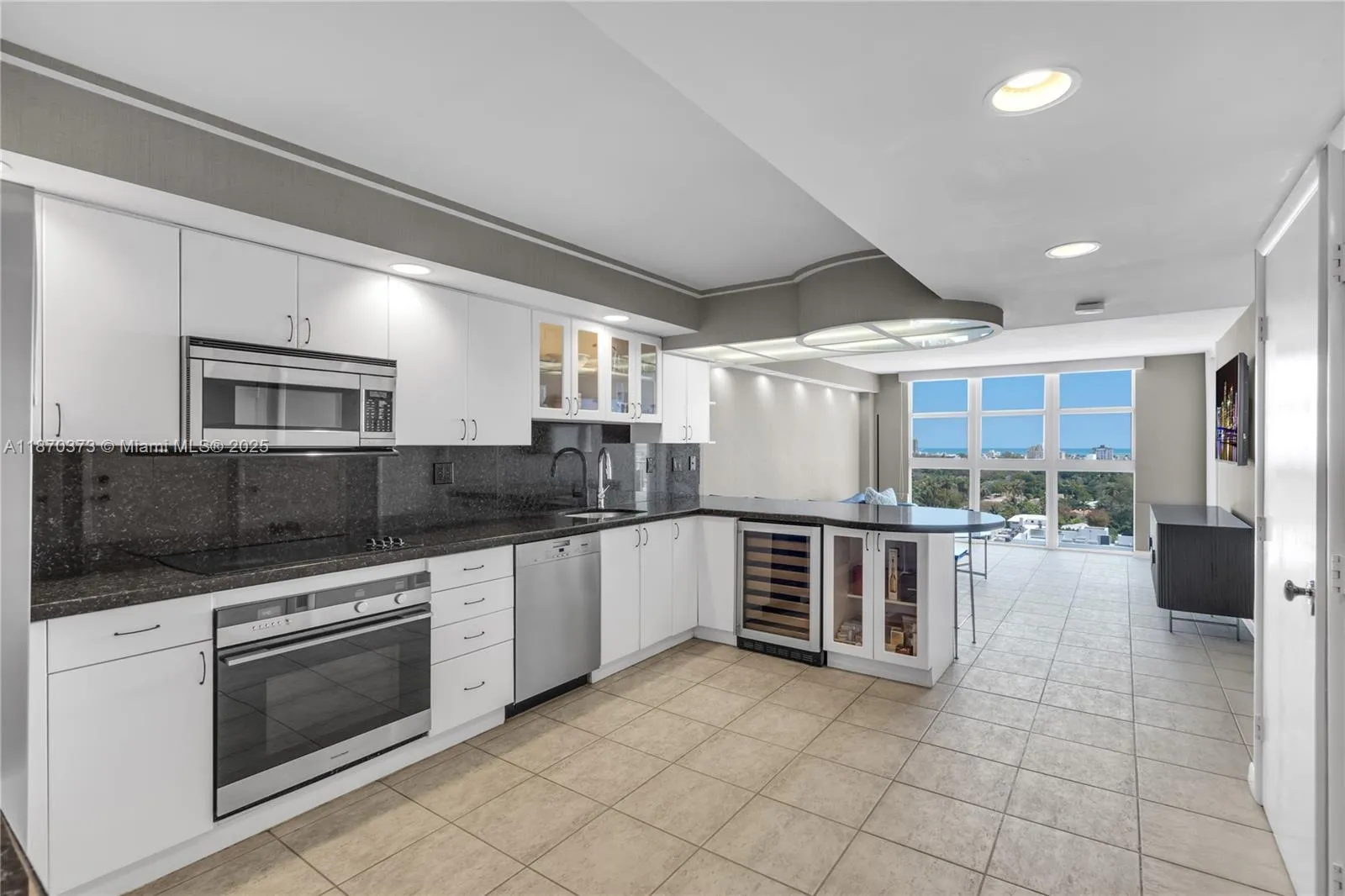 1228 West Ave # 1110, Miami Beach FL 33139