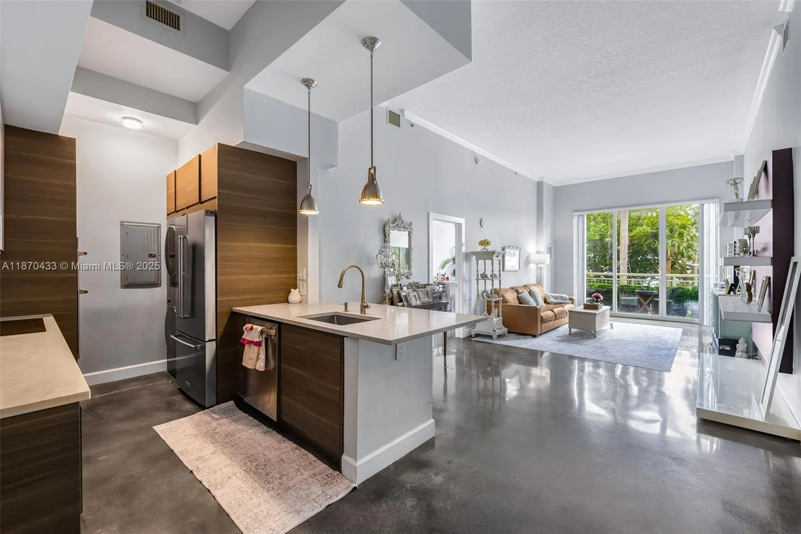 2 bedroom 2 bath for sale at 2000 N Bayshore Dr # 114, Miami FL 33137