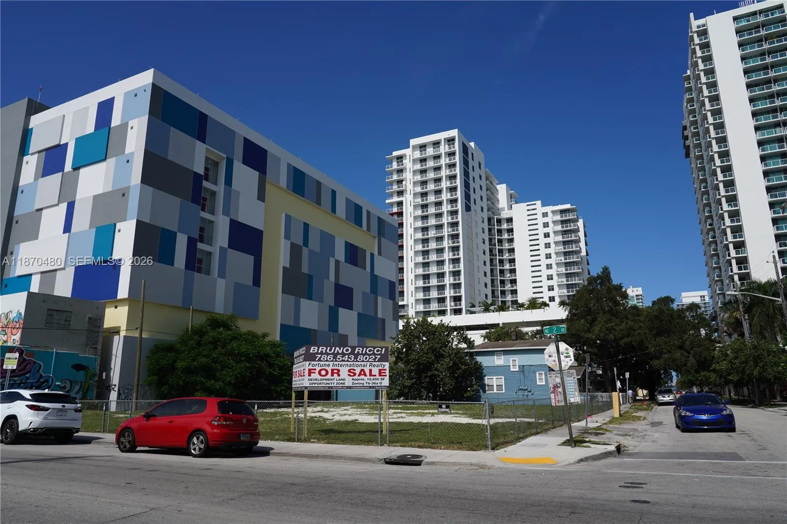 215 NE 25 STREET, Miami FL 33137
