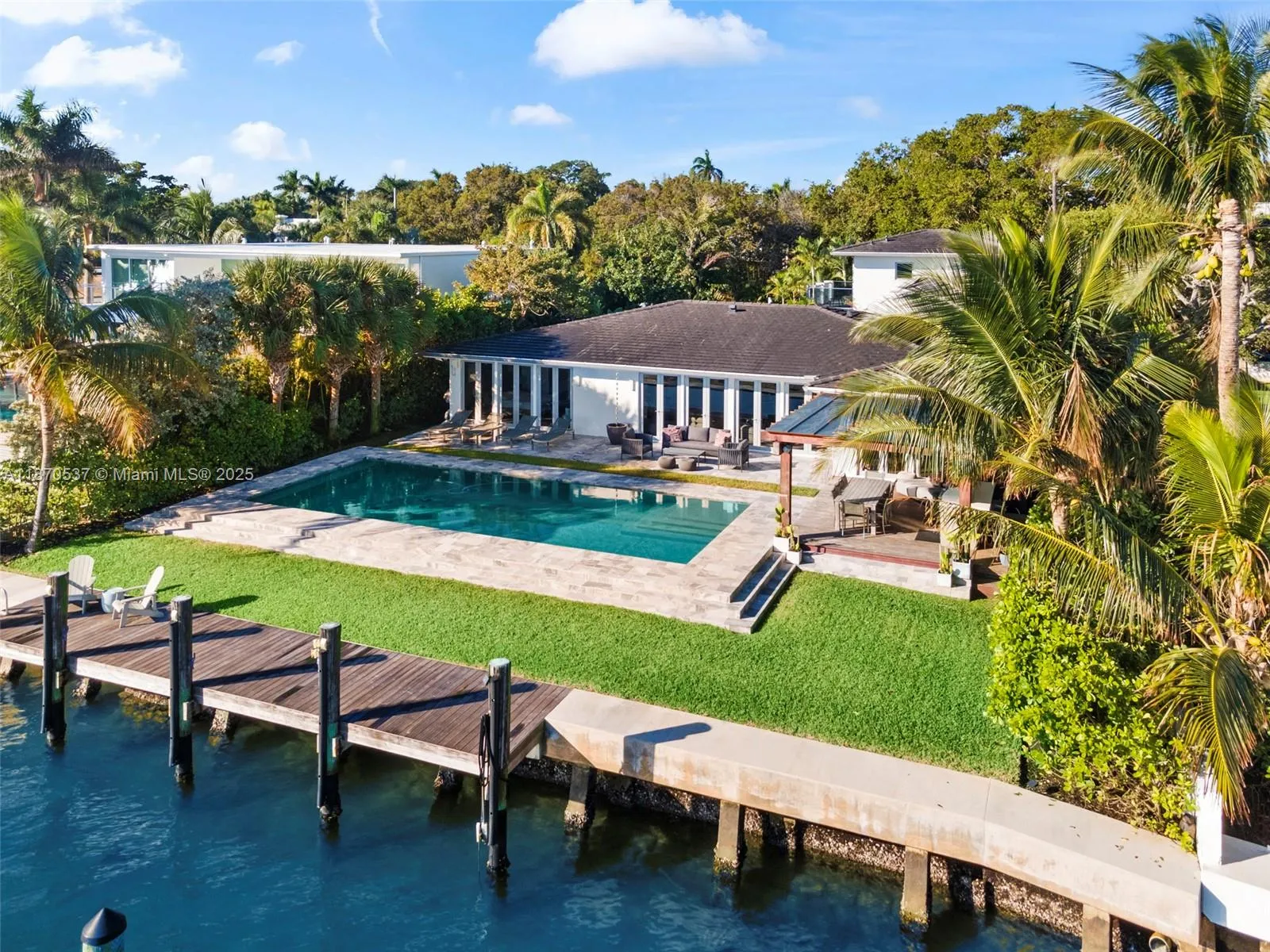 9301 N Bayshore Dr, Miami Shores FL 33138