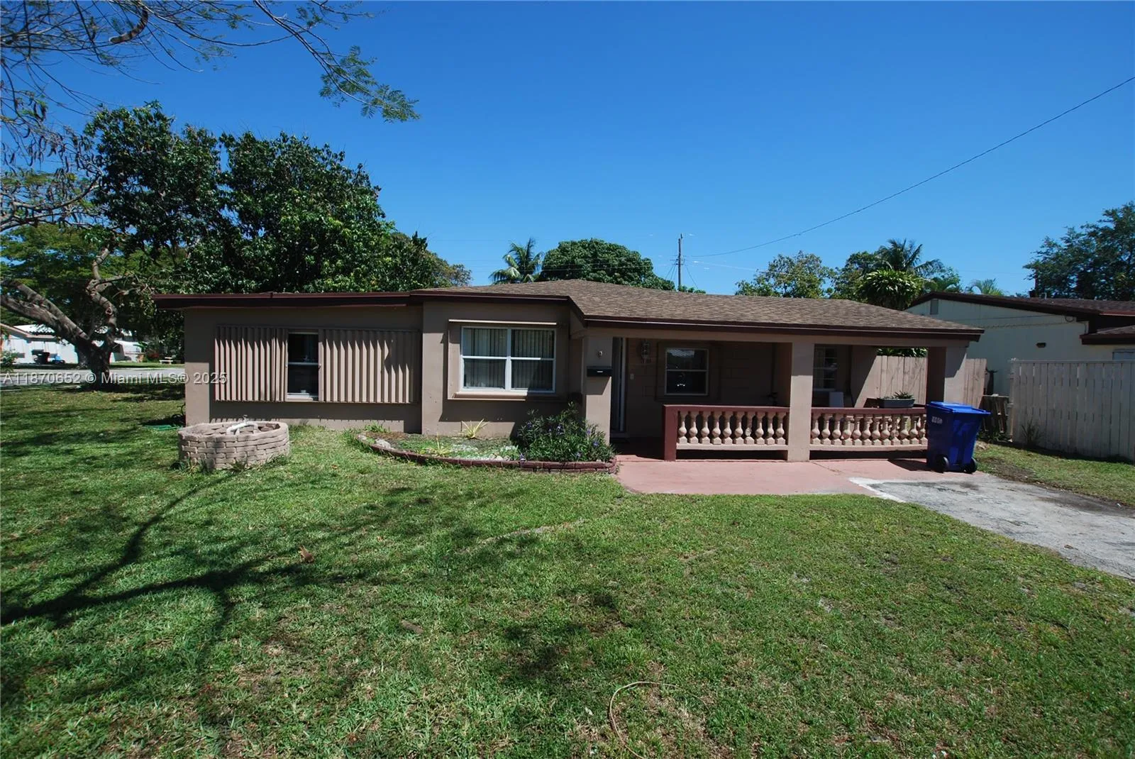 4 bedroom 2 bath for sale at 1801 NE 176th St, North Miami Beach FL 33162