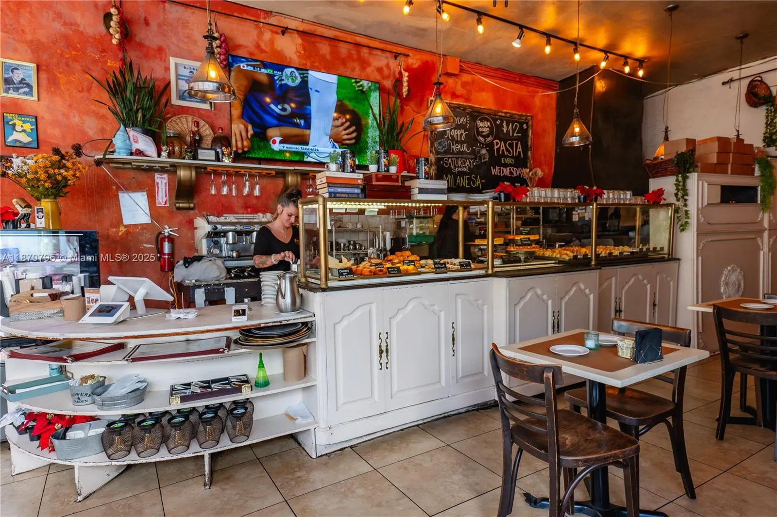 1229 Lincoln Road, Miami Beach FL 33139