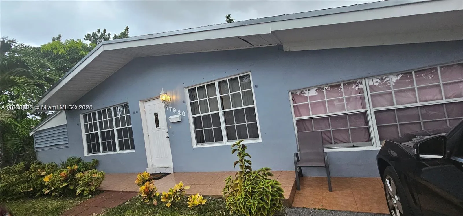 3 bedroom 2 bath for sale at 17940 NE 6th Ct, Miami FL 33162