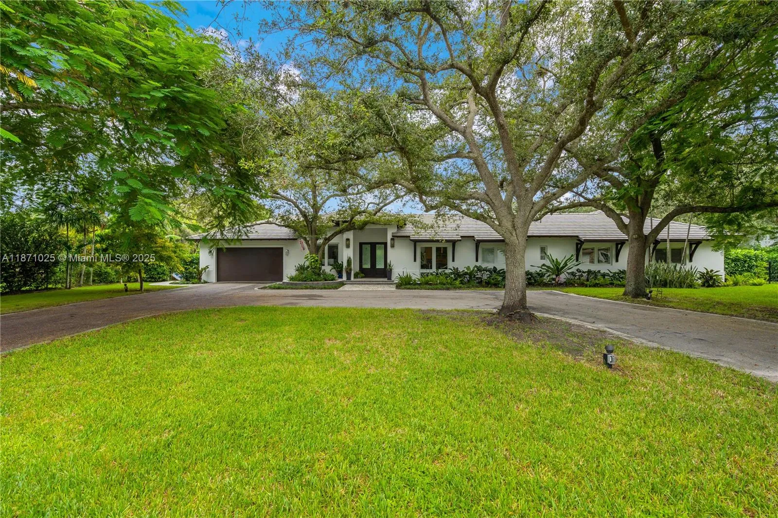 11835 SW 91st Ave, Miami FL 33176