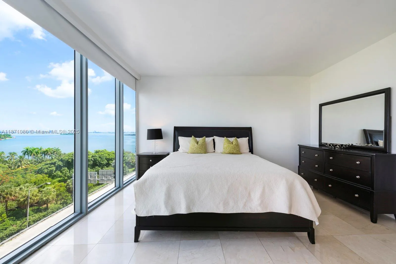 601 NE 36th St # 803, Miami FL 33137