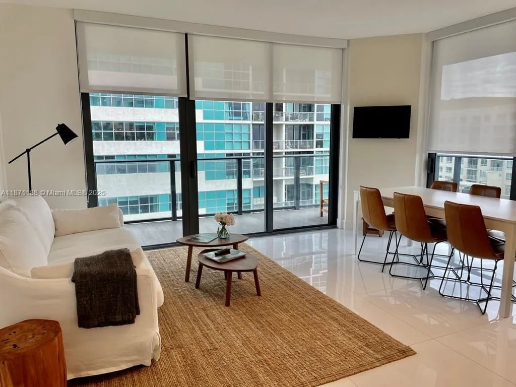 121 NE 34 ST # 901, Miami FL 33137