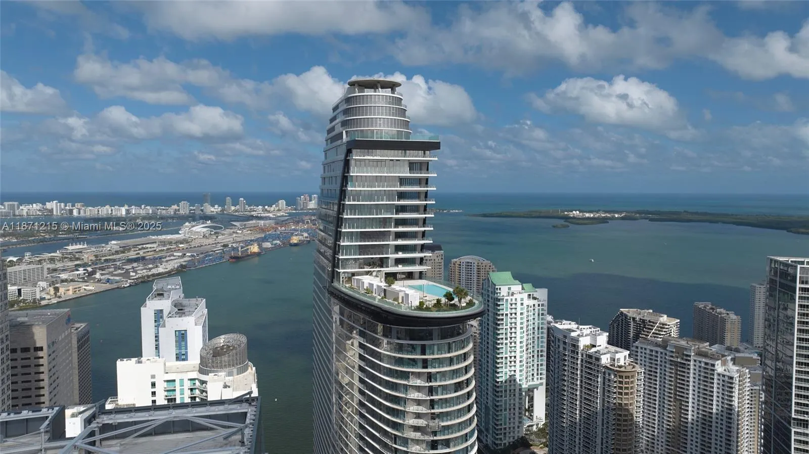 2 bedroom 3 bath for sale at 300 Biscayne Blvd Way # 503, Miami FL 33131