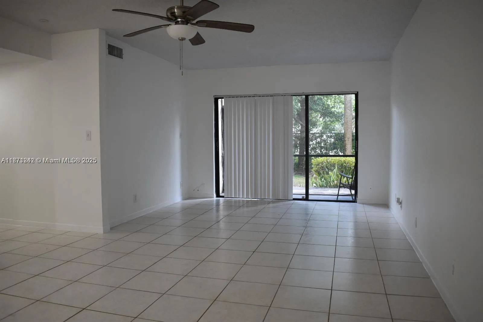2 bedroom 2 bath for sale at 9150 NW 38th Dr # 110, Coral Springs FL 33065