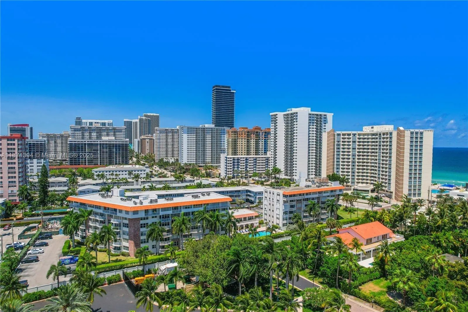 3181 S Ocean Dr # 302, Hallandale Beach FL 33009