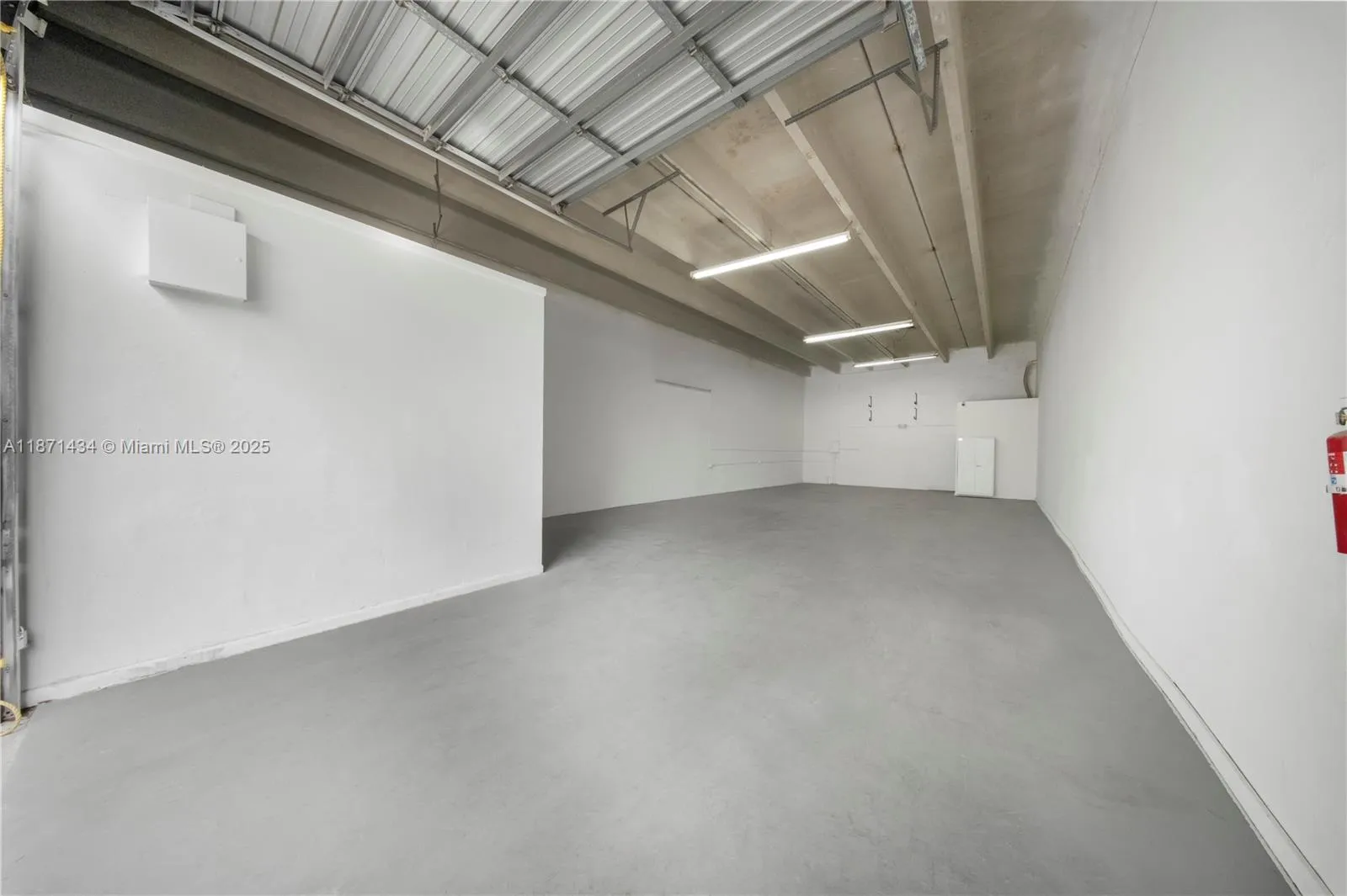 12300 SW 117 CT, FL 33186