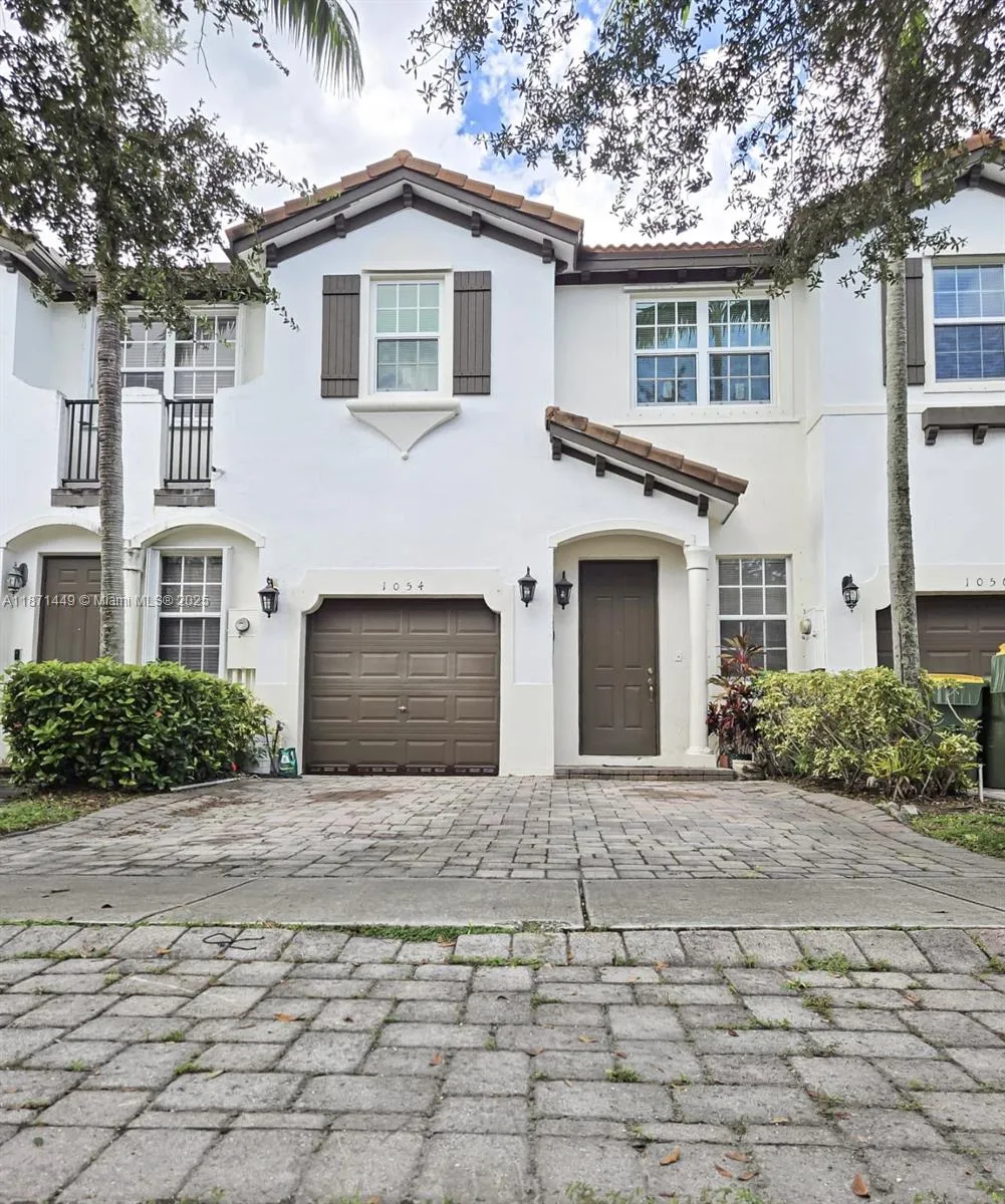 4 bedroom 3 bath for sale at 1054 NE 30th Ave, Homestead FL 33033