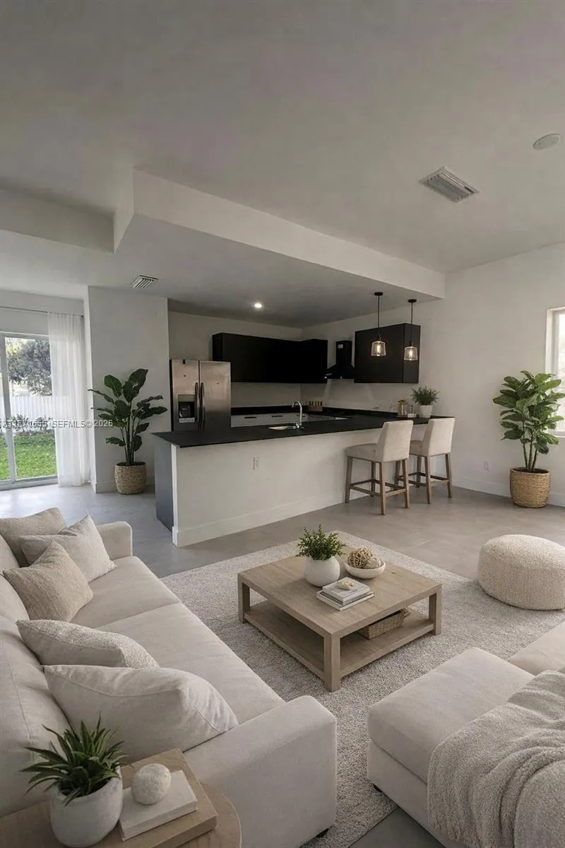538 NW 17th Ave, Fort Lauderdale FL 33311