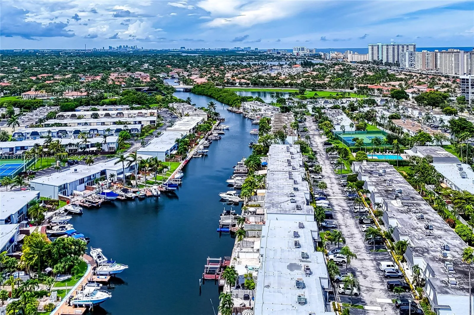 1 bedroom 1 bath for sale at 2500 Parkview Dr # 911, Hallandale Beach FL 33009