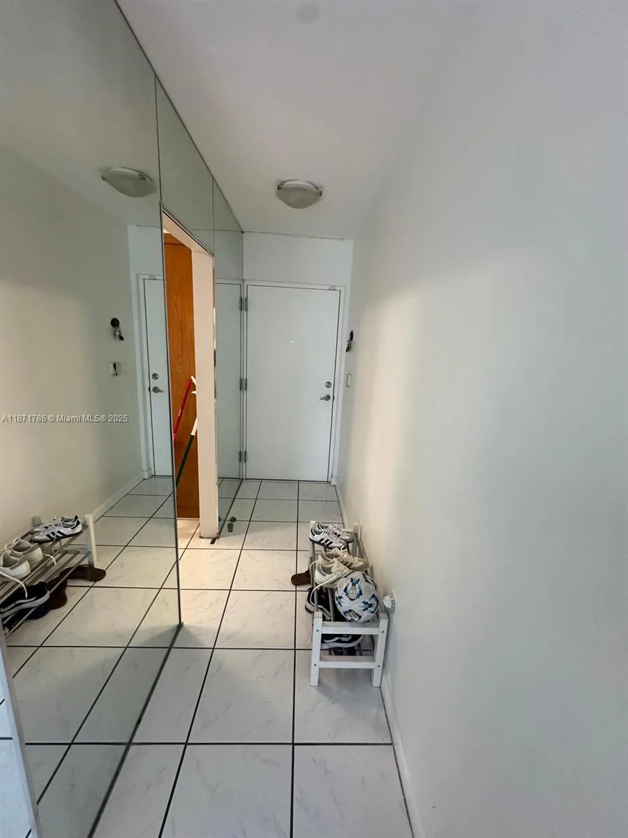 750 Michigan Ave # 204, Miami Beach FL 33139
