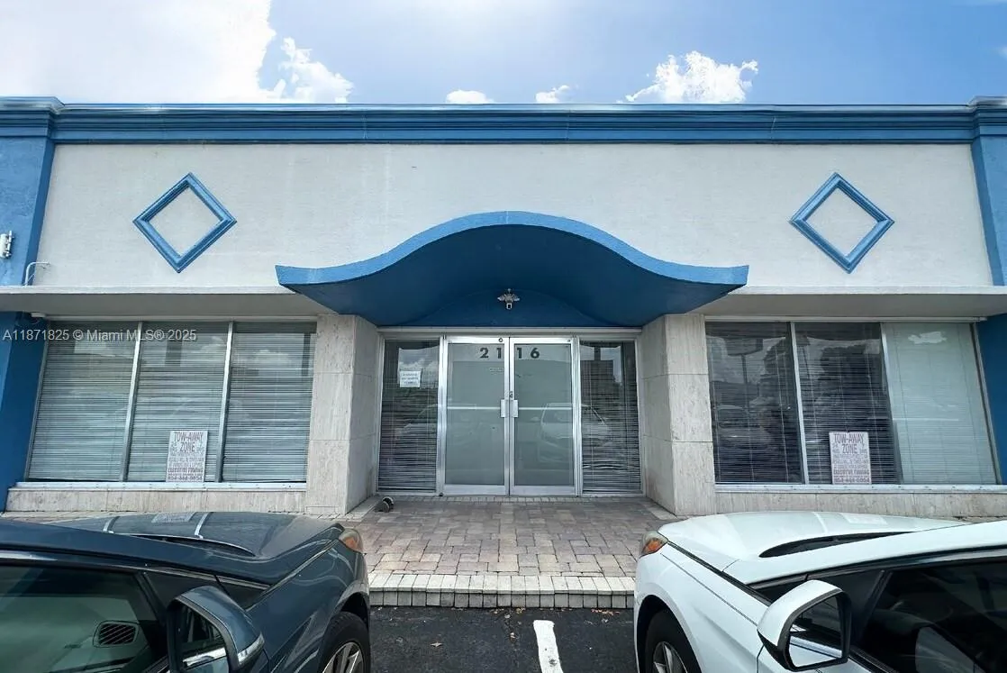 for sale at 2116 N Dixie Hwy, Hollywood FL 33020