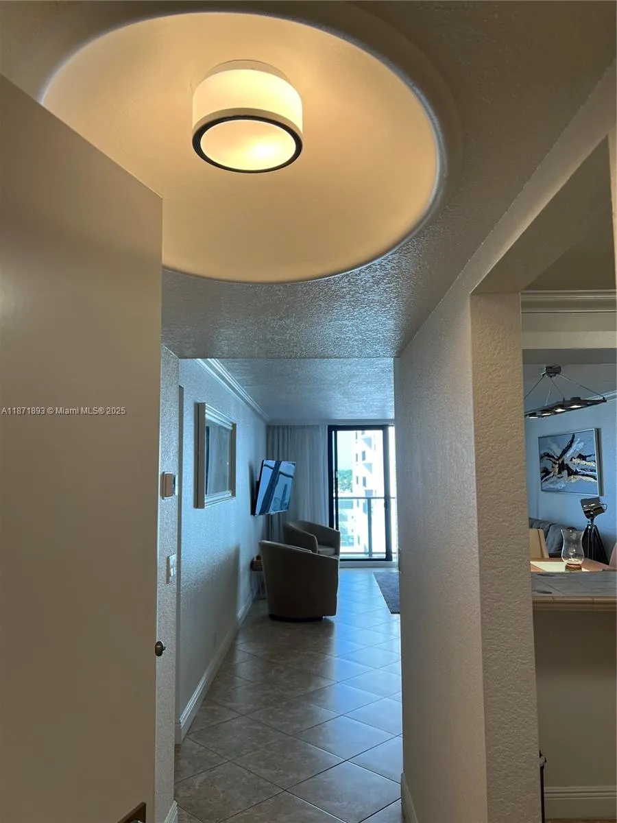 2301 S Ocean Dr # 506, Hollywood FL 33019