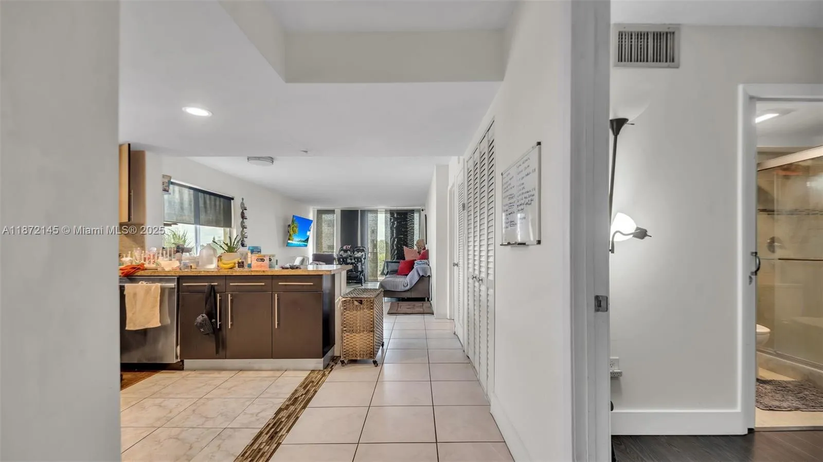 8001 Crespi Blvd # 4B, Miami Beach FL 33141