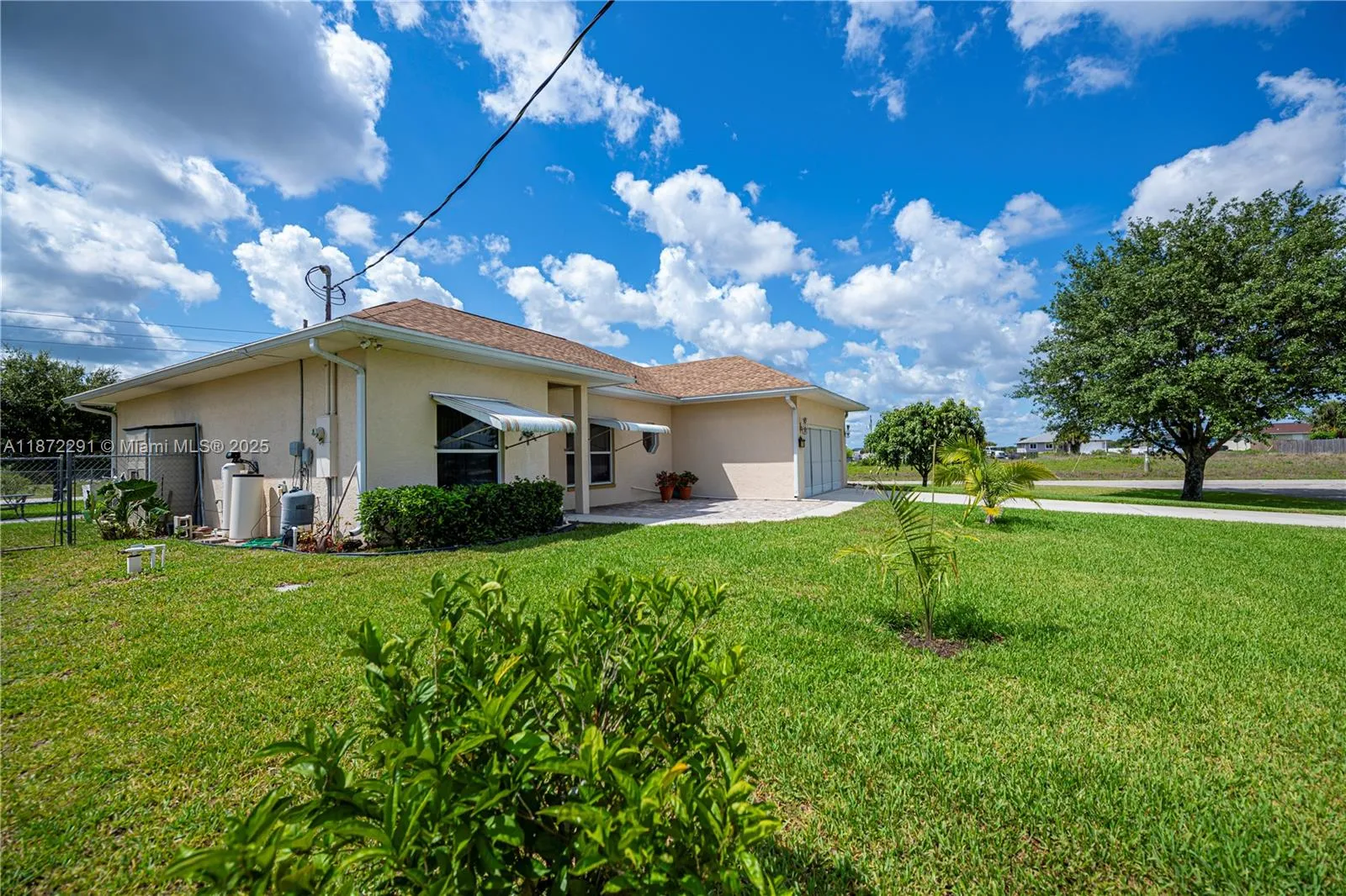1115 Comet Ave, La Belle FL 33935
