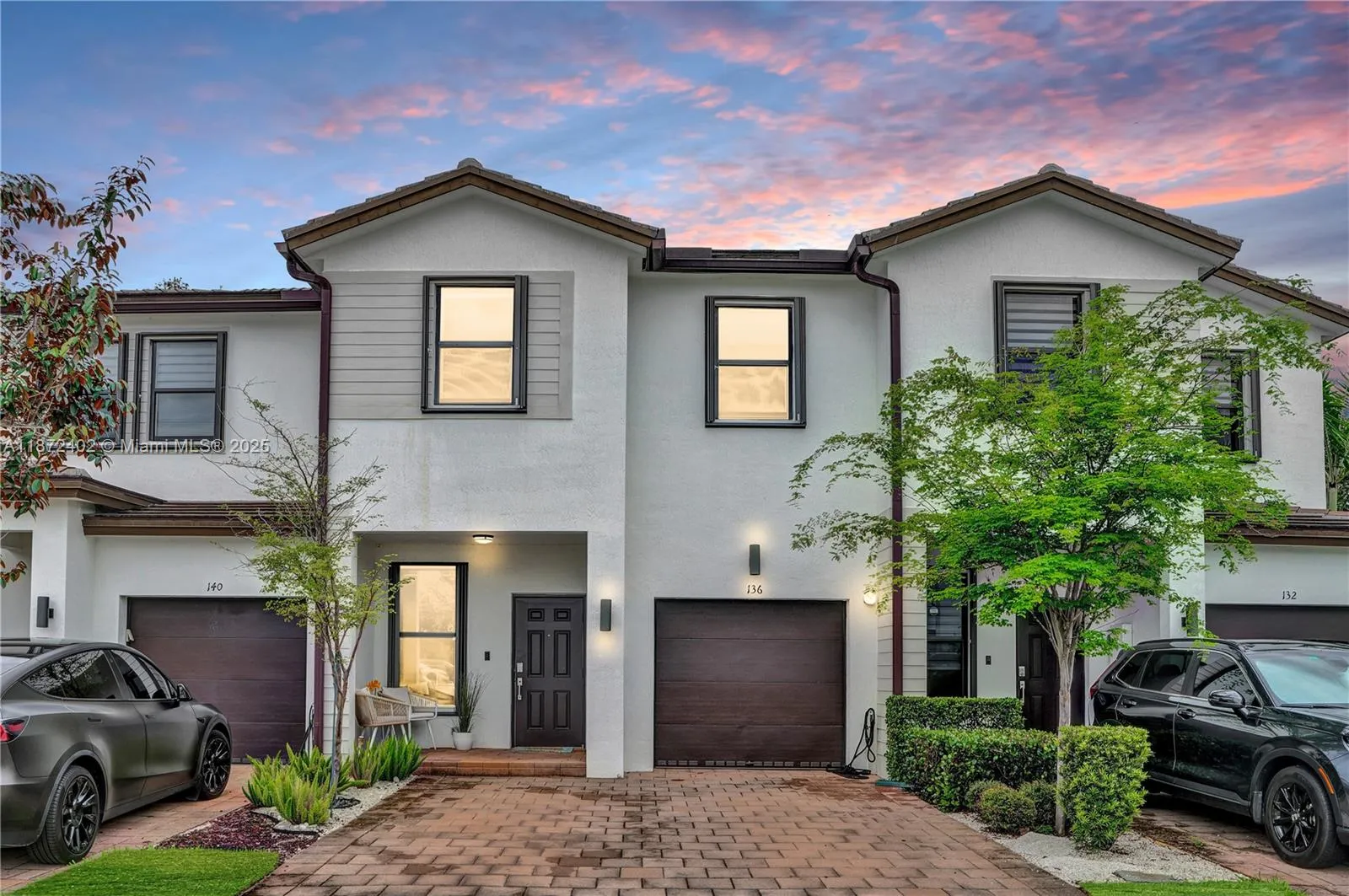 3 bedroom 2 bath for sale at 136 SW 185th Way, Pembroke Pines FL 33029