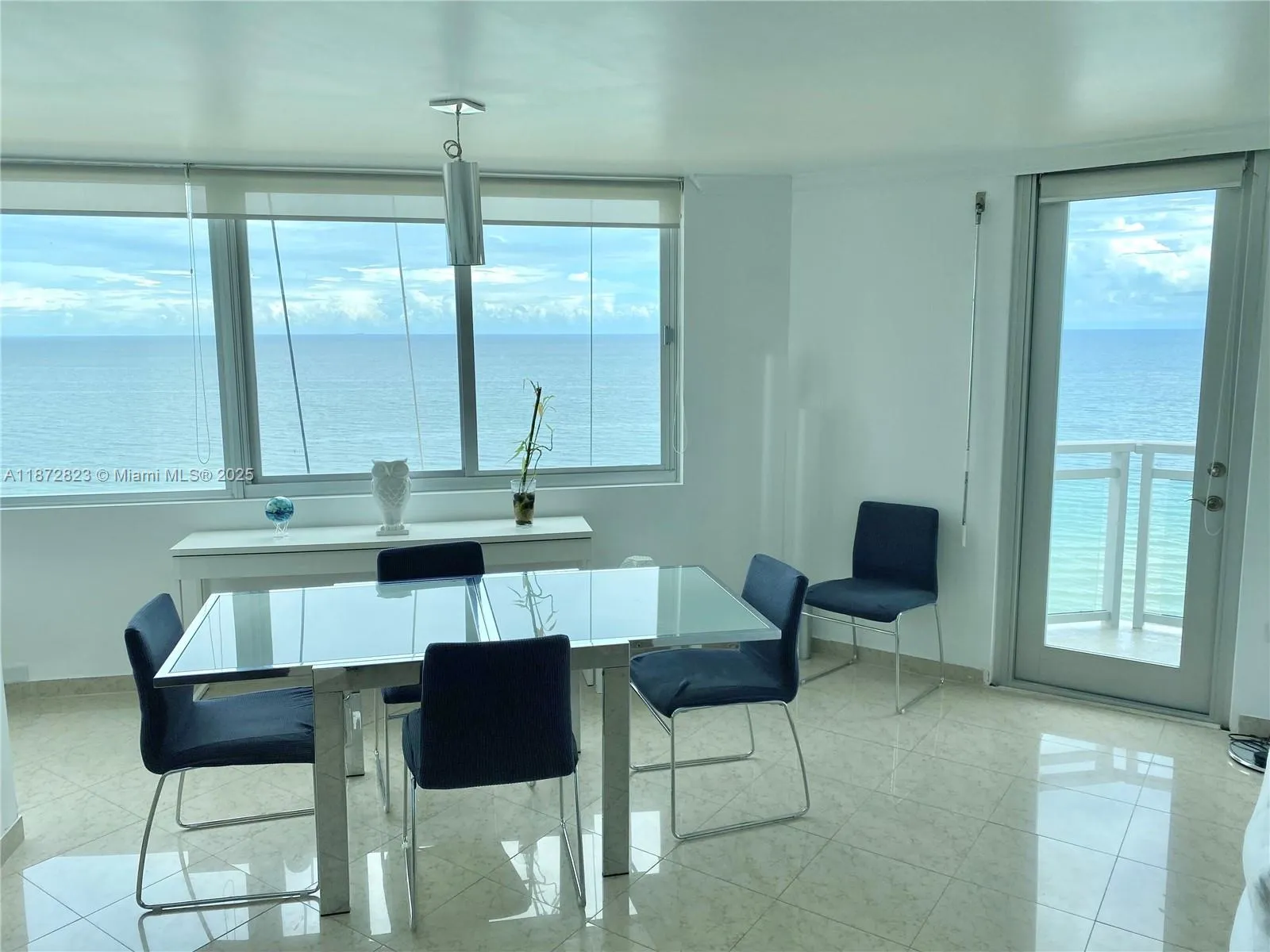 7135 Collins Ave # 1806, Miami Beach FL 33141