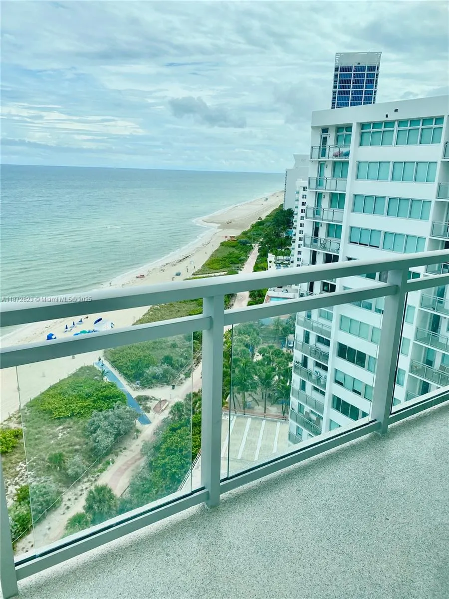 7135 Collins Ave # 1806, Miami Beach FL 33141