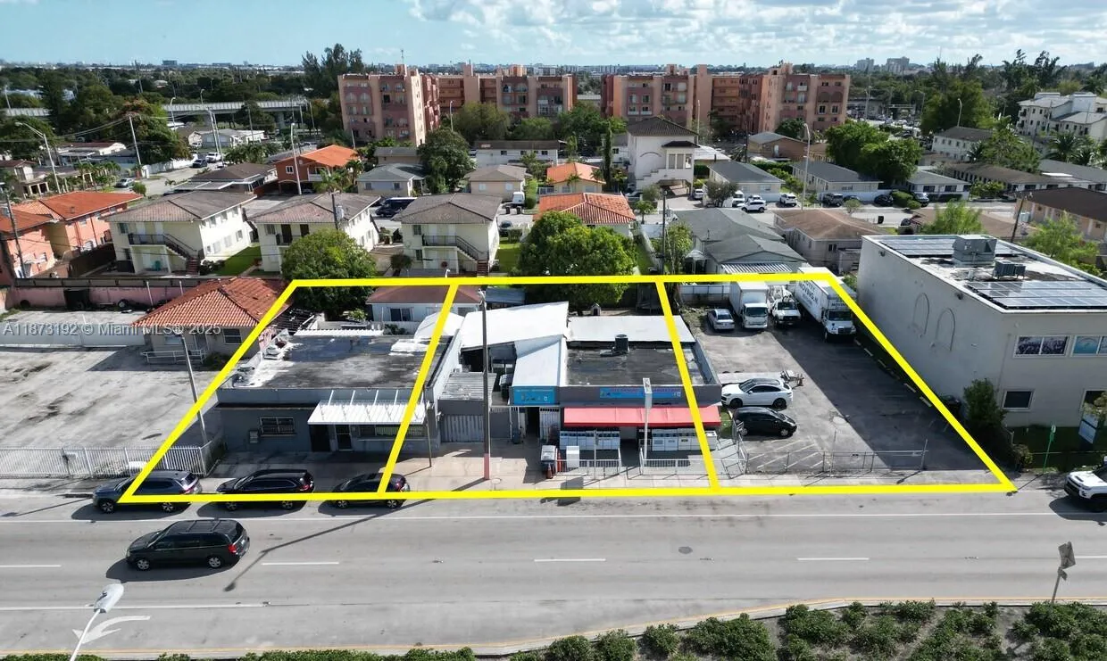 for sale at 450 E 25th St, Hialeah FL 33013